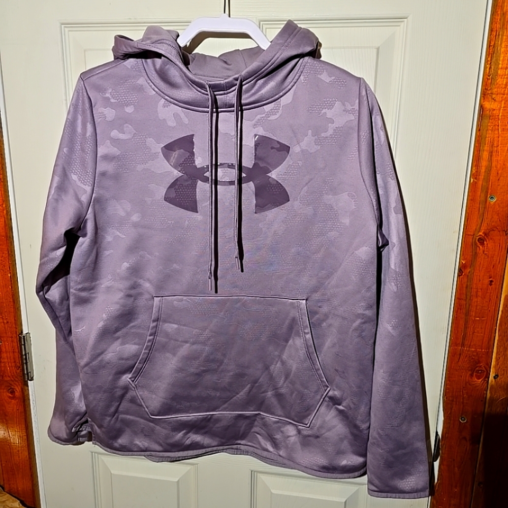 Women's Under Armour Camo Hoodie Sz Large